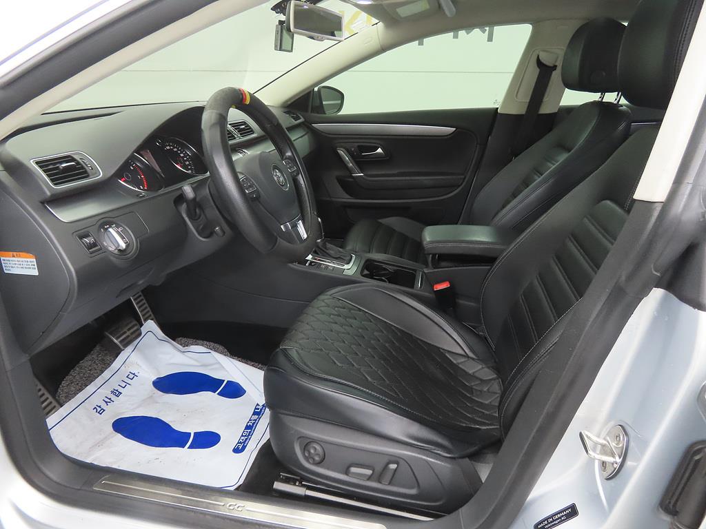 Volkswagen CC - Vista 5