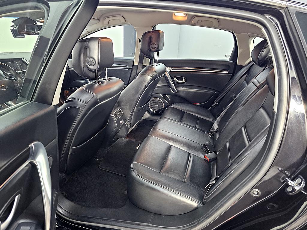 SAMSUNG SM7 - Vista 9