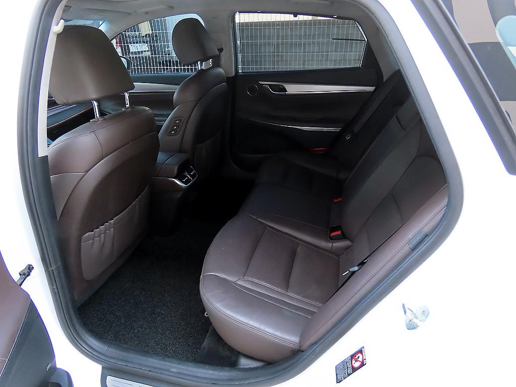 HYUNDAI Grandeur - Vista 6