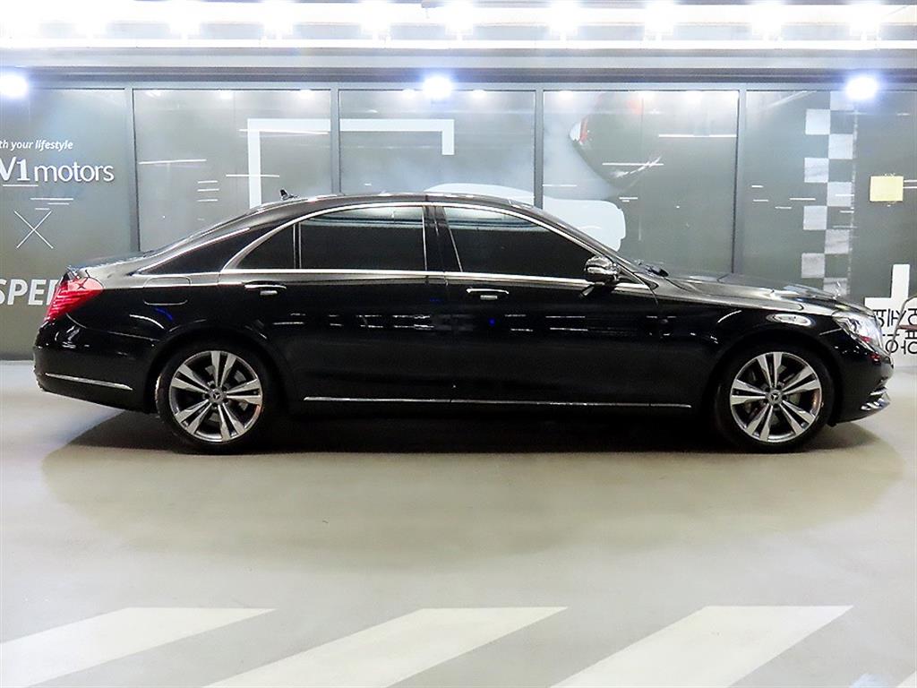 Mercedes Benz S Class - Vista 3