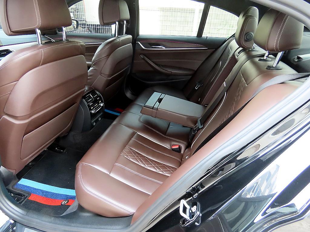 BMW 5 Series - Vista 6