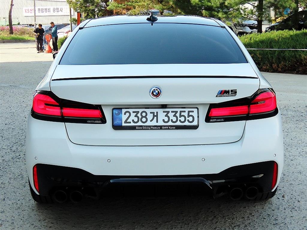 BMW 5 Series - Vista 4