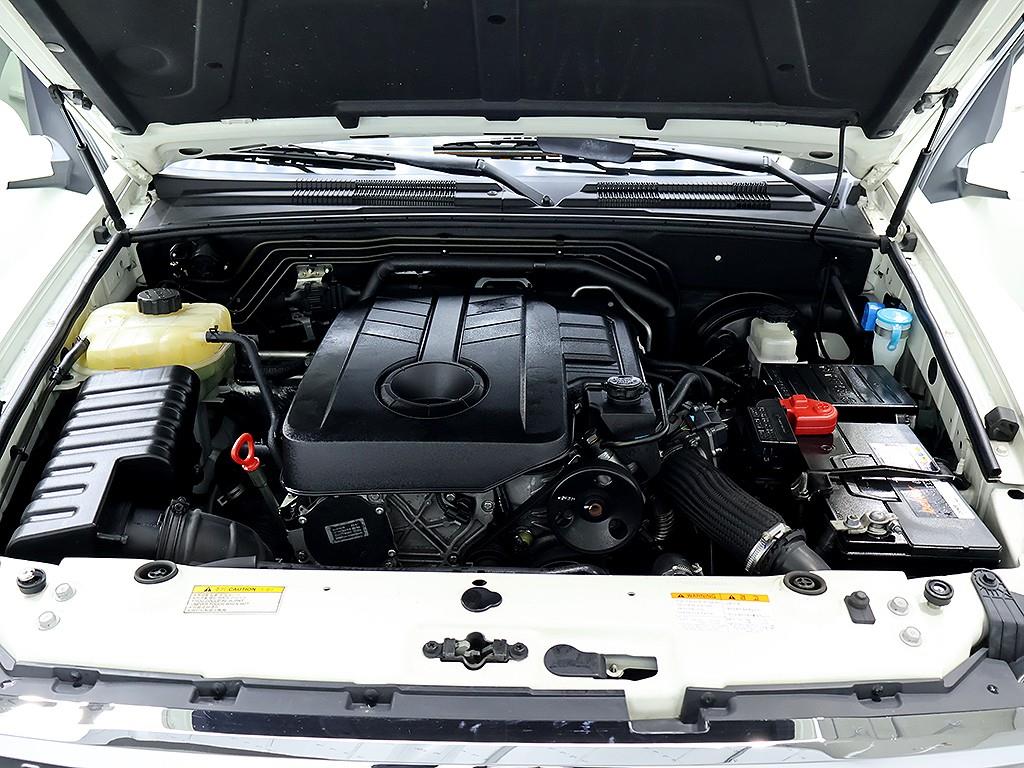 Ssangyong Rexton 2014 Blanco - Importación desde Corea - HF Imports Iquique - Foto 7