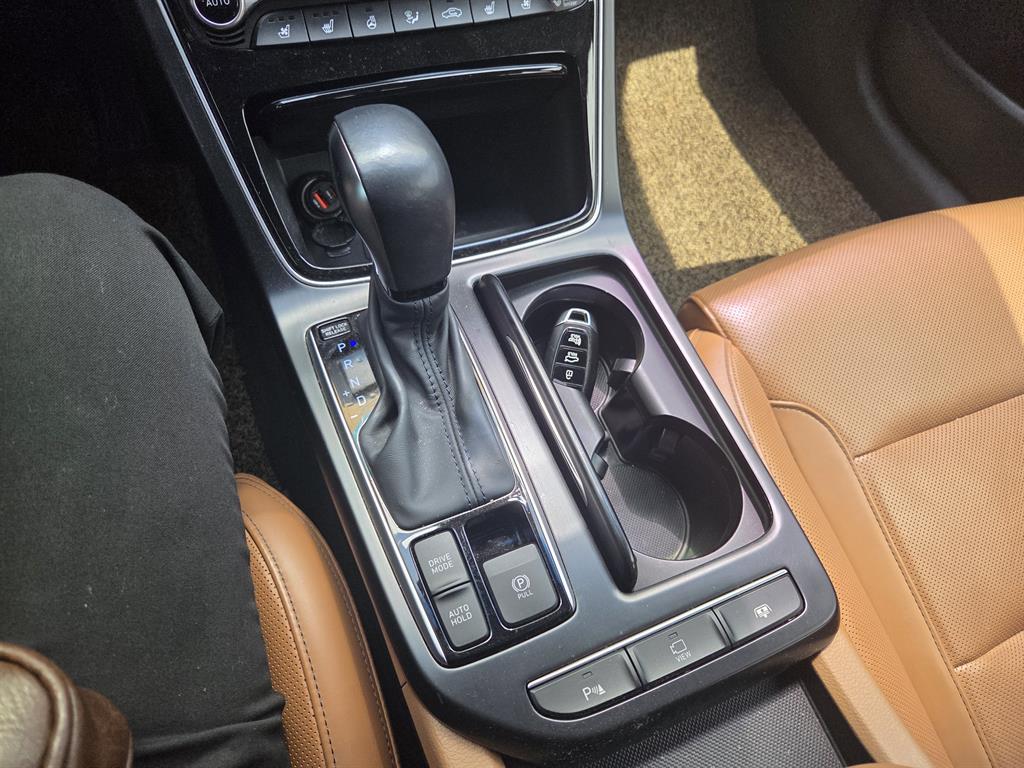 HYUNDAI Grandeur - Vista 9