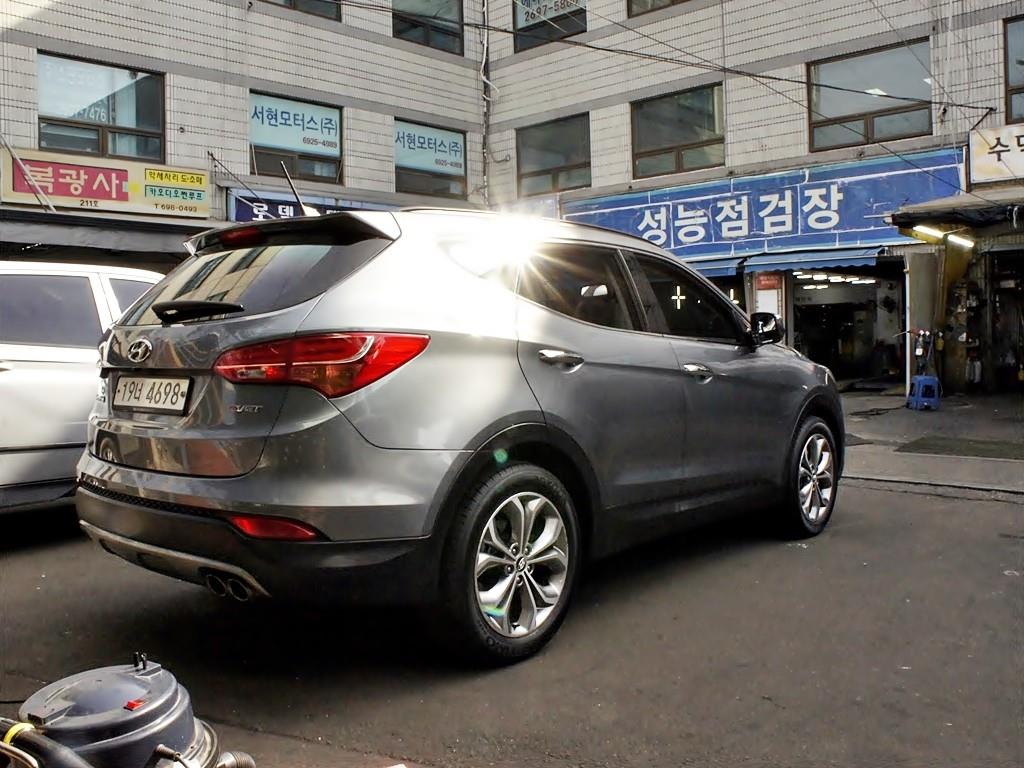 HYUNDAI Santa Fe - Vista 7