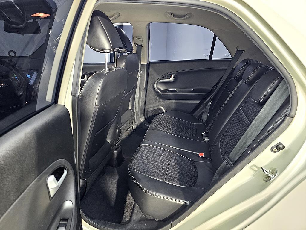 KIA Morning - Vista 8