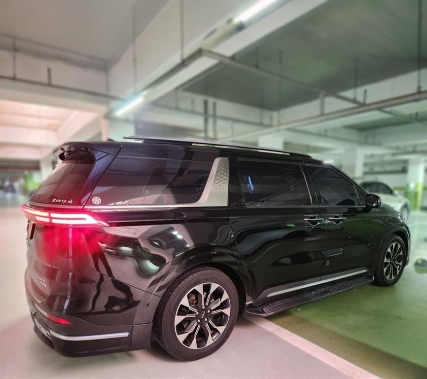 KIA Carnival - Vista 3