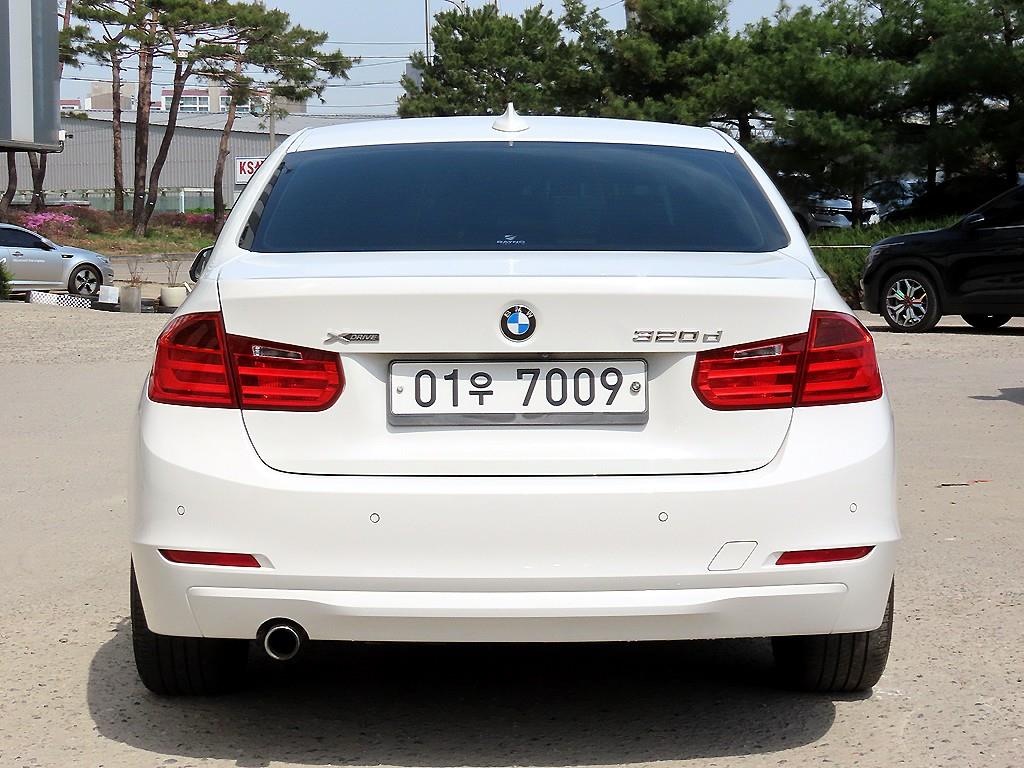 BMW 3 series - Vista 4