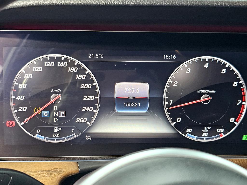 Mercedes Benz E class - Vista 7