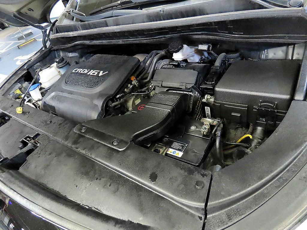 KIA Carnival - Vista 11