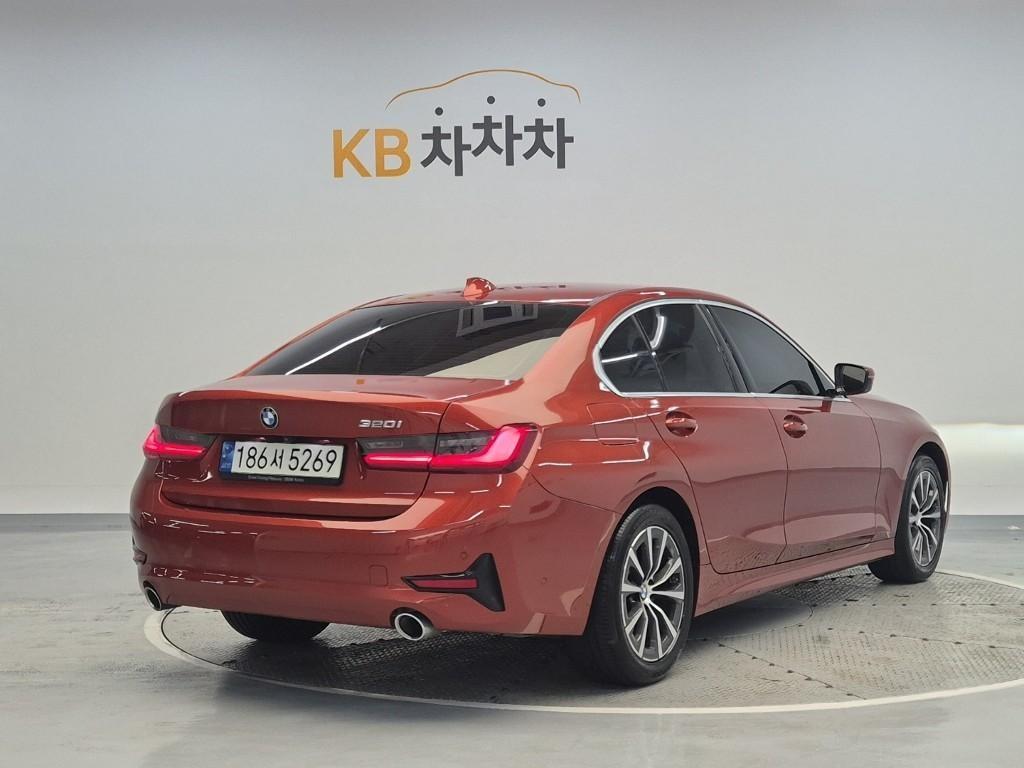 BMW 3 series - Vista 3