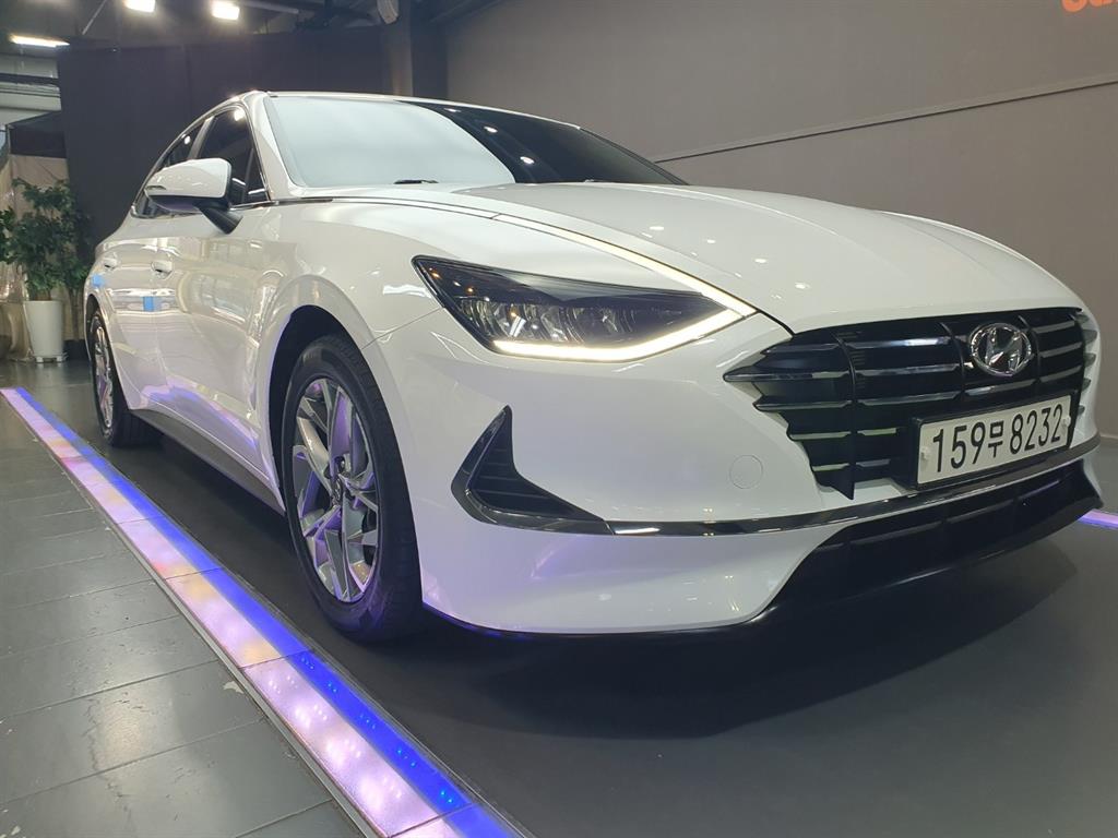 HYUNDAI Sonata 2020 Blanco - Importación desde Corea - HF Imports Iquique - Foto 1