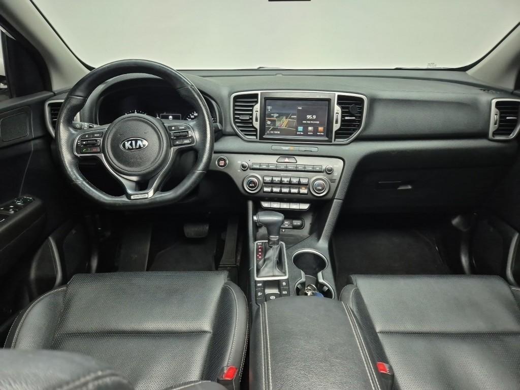 KIA Sportage - Vista 8