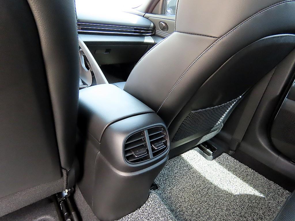 HYUNDAI Avante 2022 skyblue - Importación desde Corea - HF Imports Iquique - Foto 18