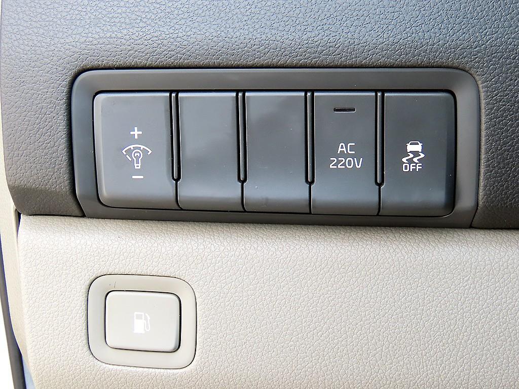 KIA Carnival 2016 Blanco - Importación desde Corea - HF Imports Iquique - Foto 13