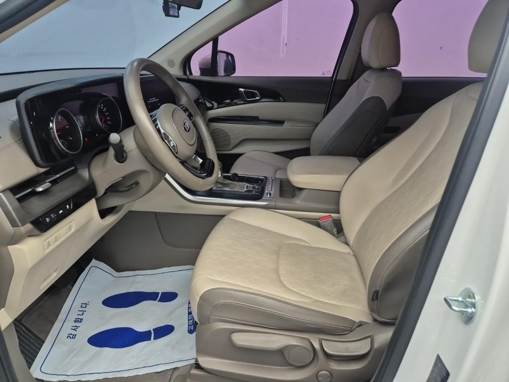 KIA Carnival - Vista 6
