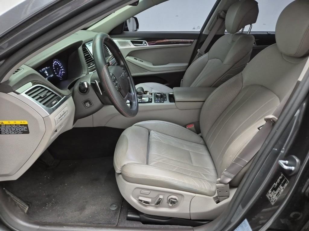 Genesis G80 - Vista 11