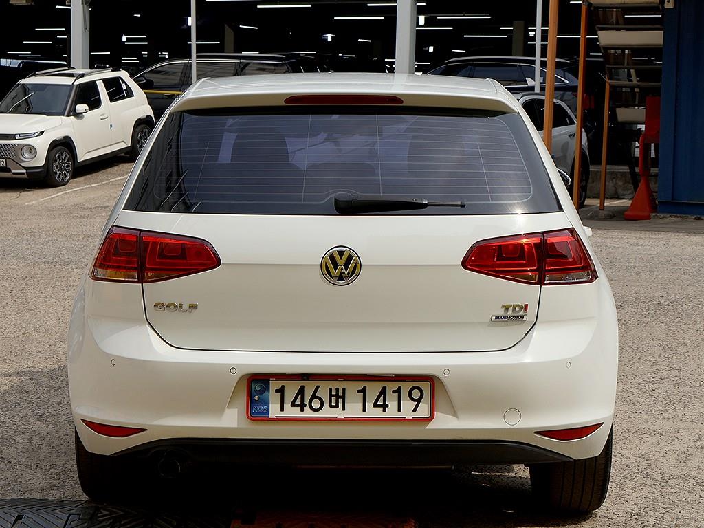 Volkswagen Golf - Vista 5