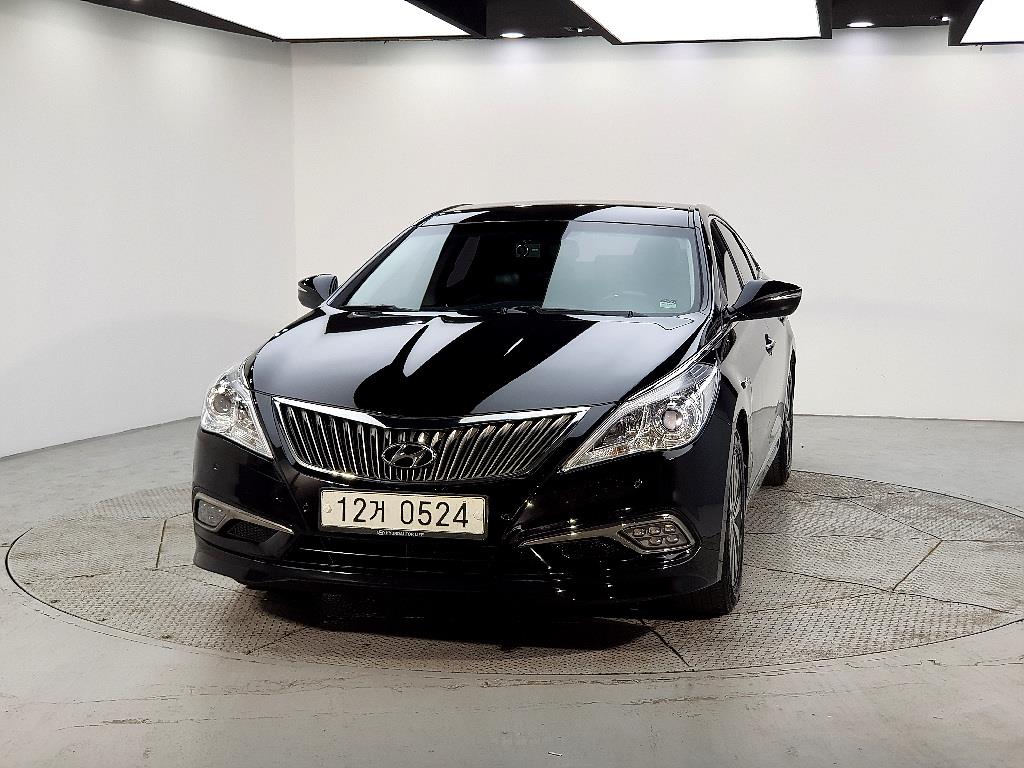 HYUNDAI Grandeur - Vista 2