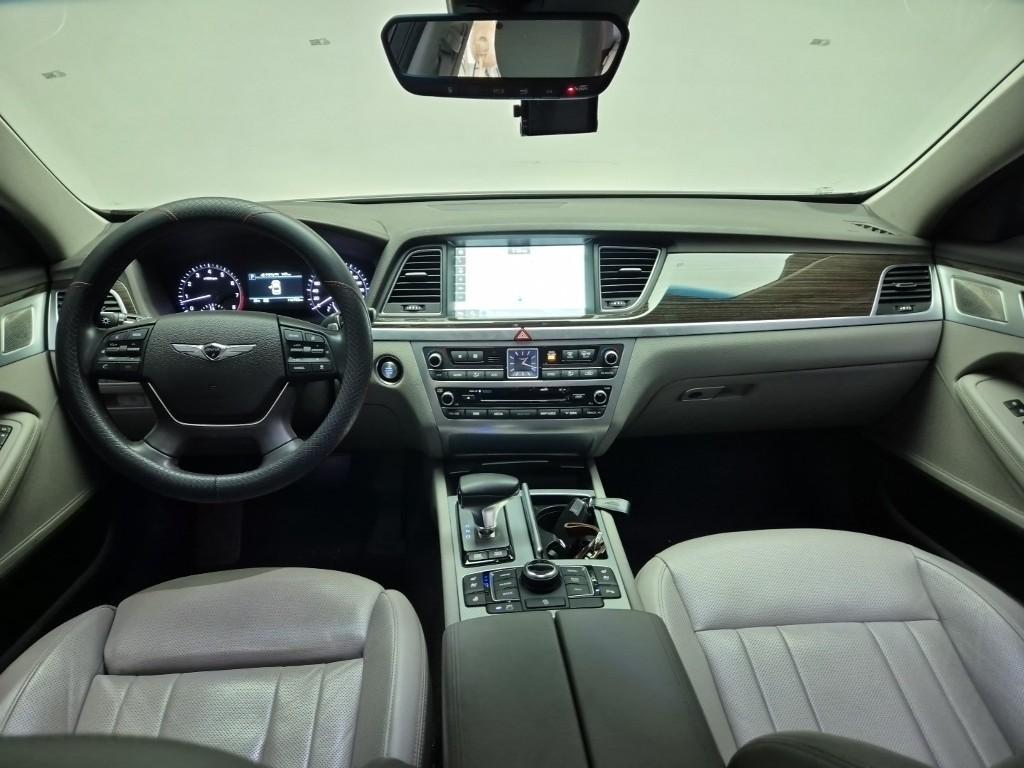 Genesis G80 - Vista 7