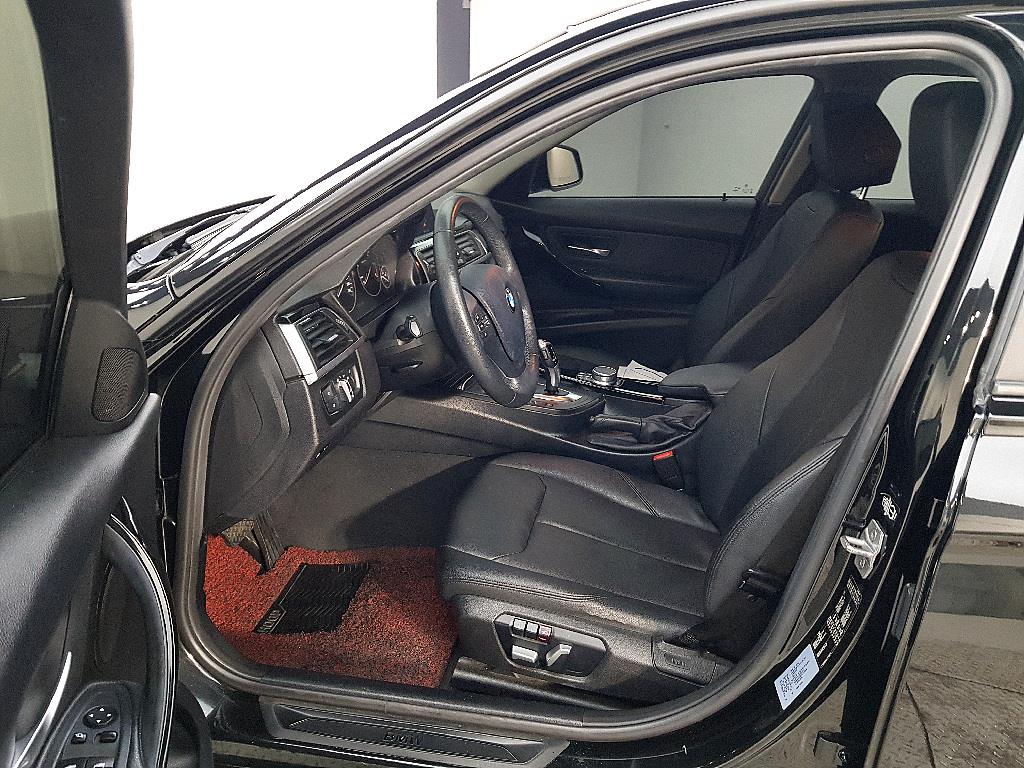 BMW 3 series - Vista 8