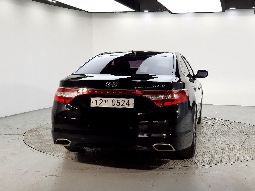 HYUNDAI Grandeur - Vista 3