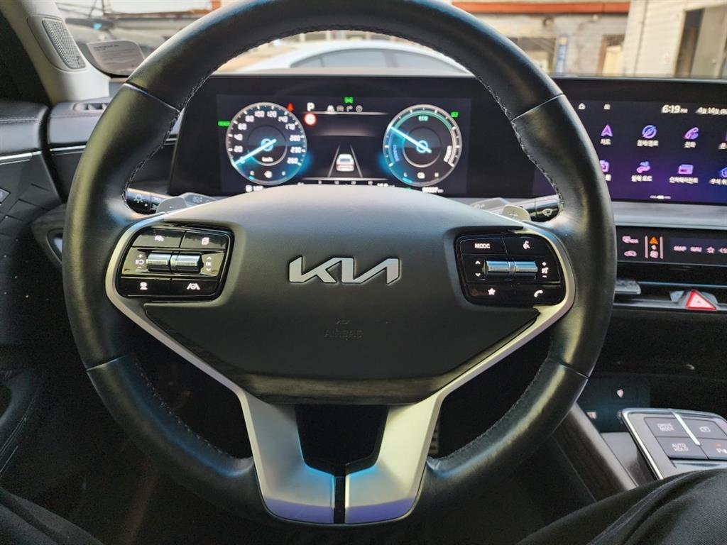 KIA K8 - Vista 10