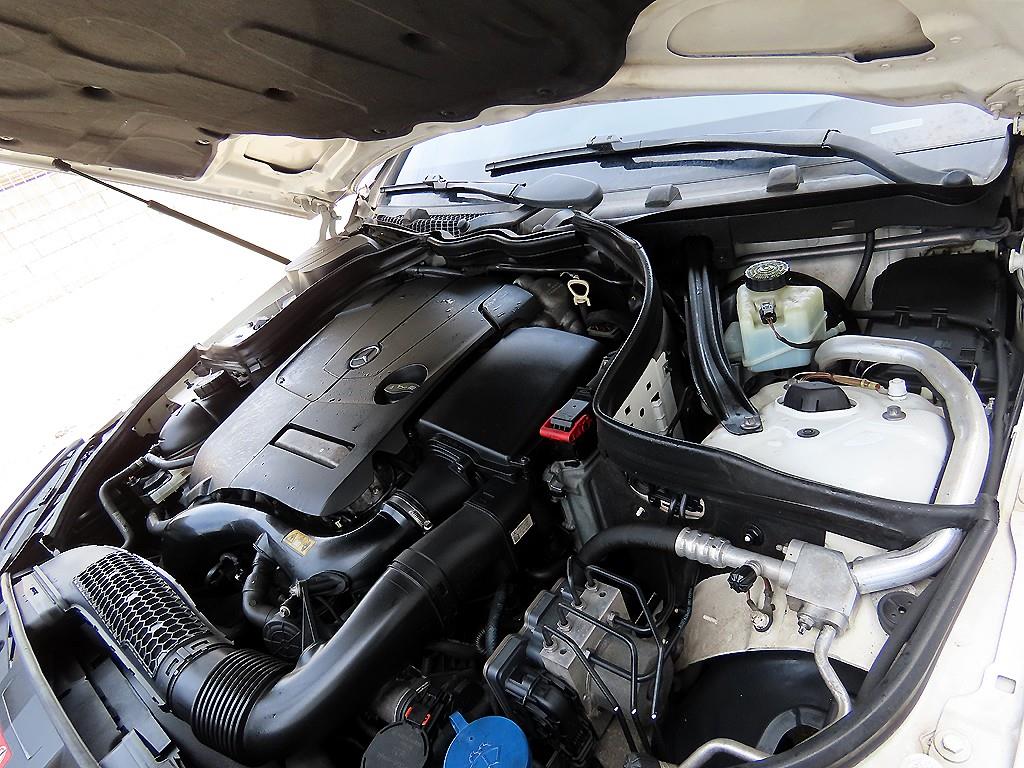 Mercedes Benz E class 2014 Blanco - Importación desde Corea - HF Imports Iquique - Foto 19