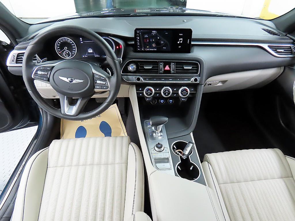Genesis G70 - Vista 7