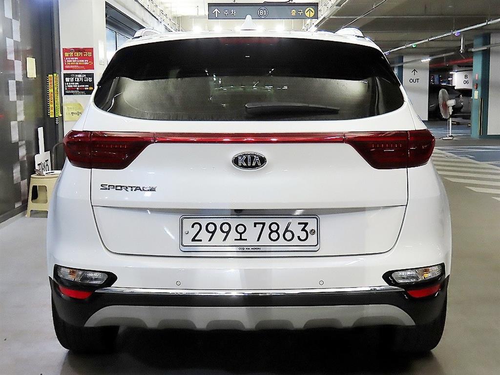 KIA Sportage - Vista 5