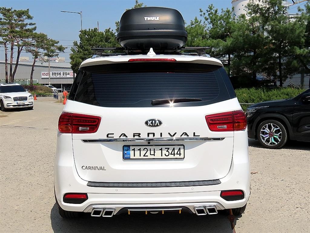 KIA Carnival - Vista 4