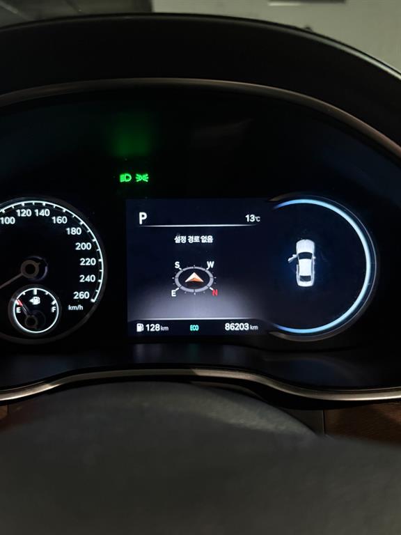 Genesis G80 - Vista 9