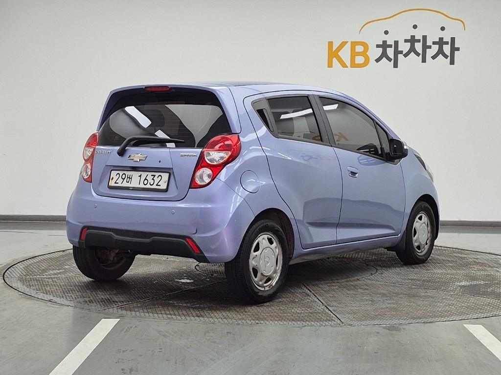 Chevrolet Spark - Vista 4