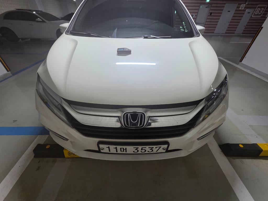 Honda Odyssey 2019 Blanco - Importación desde Corea - HF Imports Iquique - Foto 1