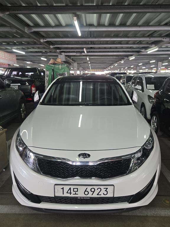 KIA K5 2011 Blanco - Importación desde Corea - HF Imports Iquique - Foto 1