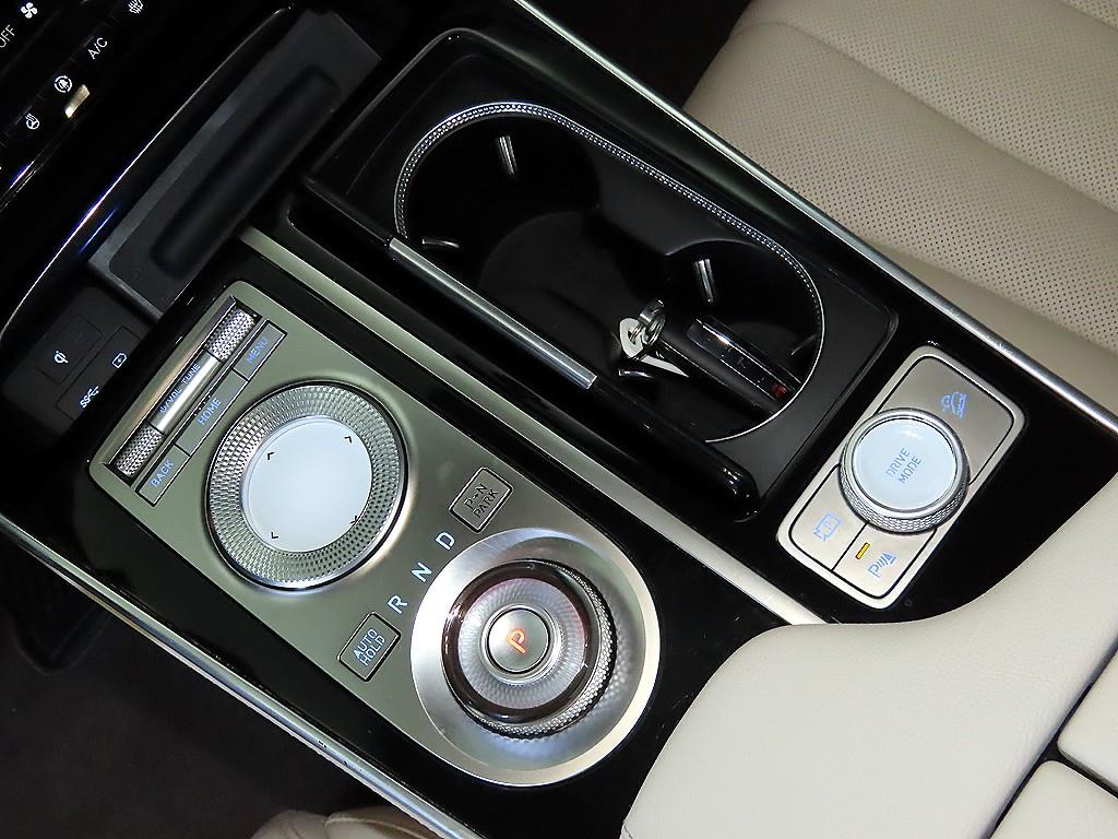 Genesis GV80 - Vista 12