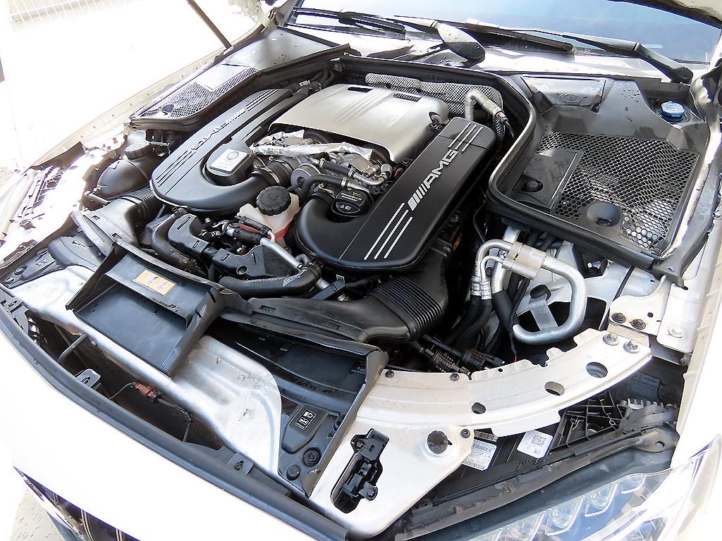 Mercedes Benz C Class 2018 Blanco - Importación desde Corea - HF Imports Iquique - Foto 19