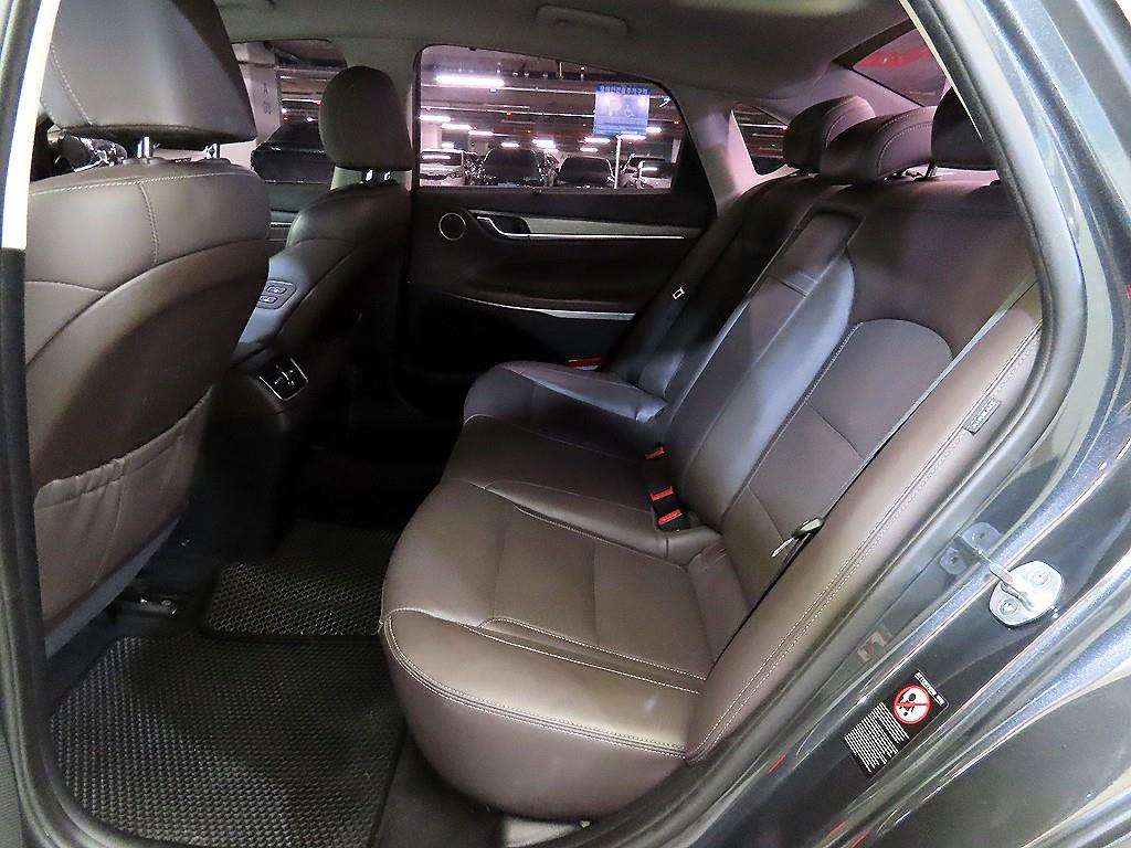 HYUNDAI Grandeur - Vista 7