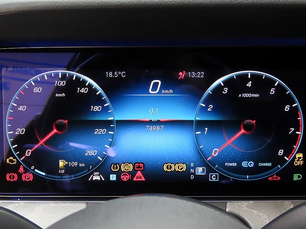 Mercedes Benz E class - Vista 8