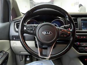 KIA Carnival - Vista 12