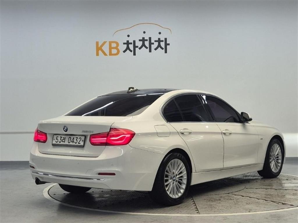 BMW 3 series - Vista 3