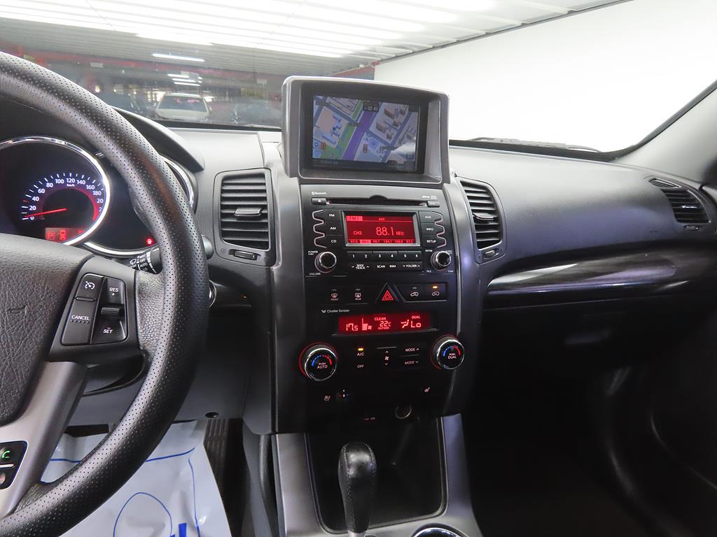KIA Sorento - Vista 10