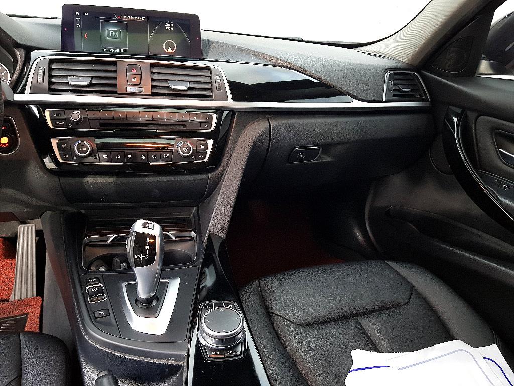 BMW 3 series - Vista 10