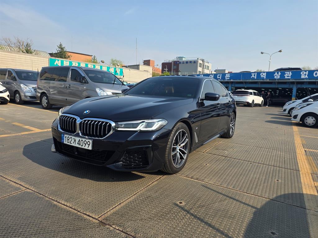 BMW 5 Series - Vista 3