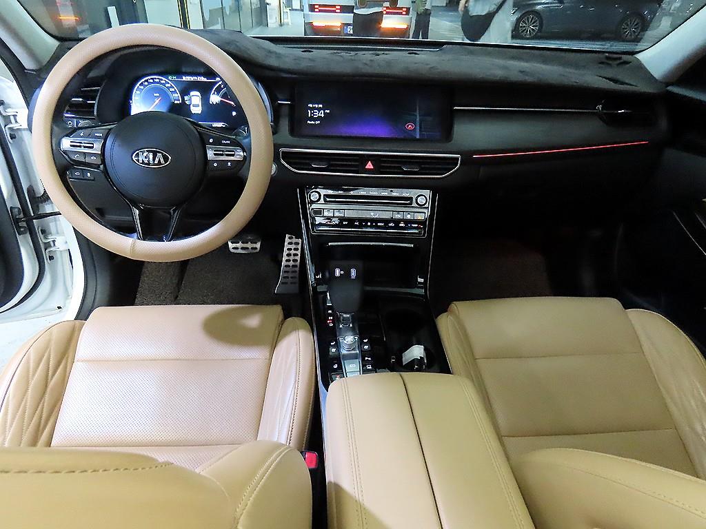 KIA K7 - Vista 10