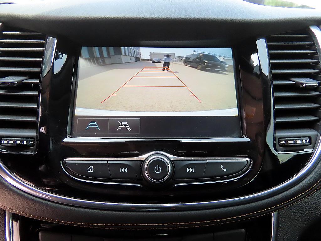 Chevrolet Trax 2017 Blanco - Importación desde Corea - HF Imports Iquique - Foto 13