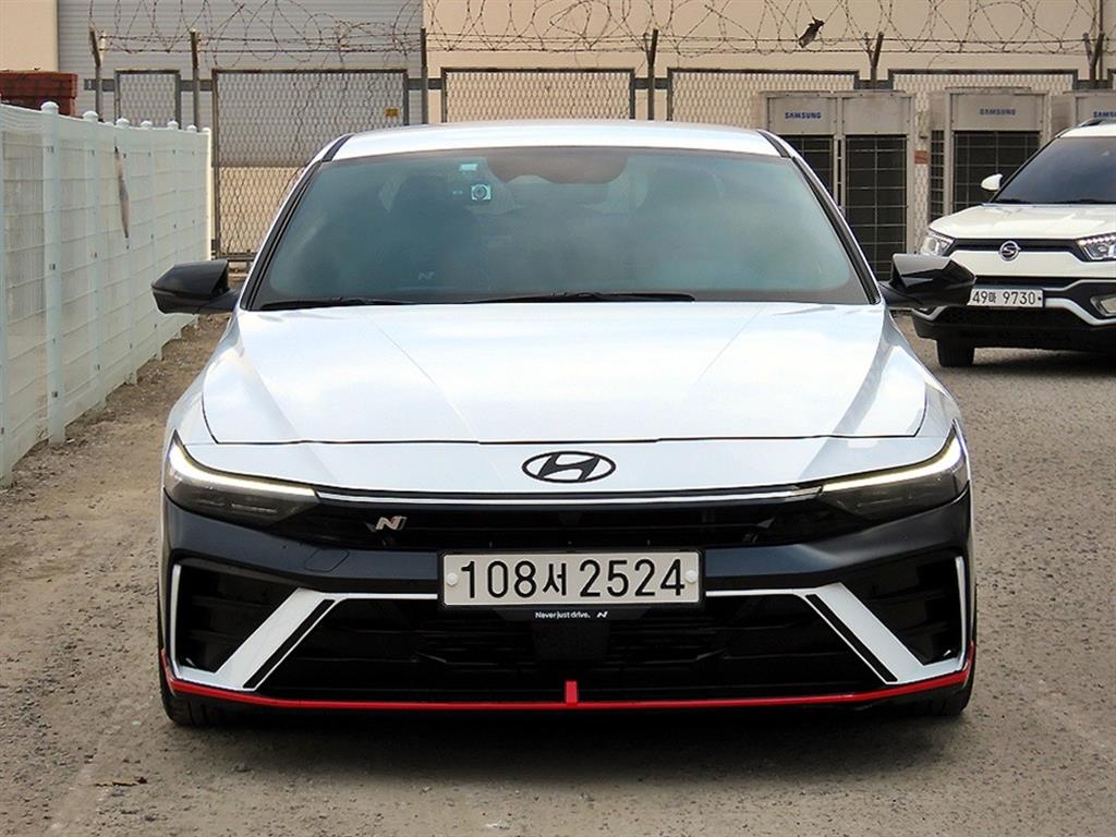 HYUNDAI Avante 2024 Blanco - Importación desde Corea - HF Imports Iquique - Foto 1
