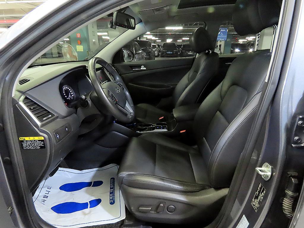 HYUNDAI Tucson - Vista 6