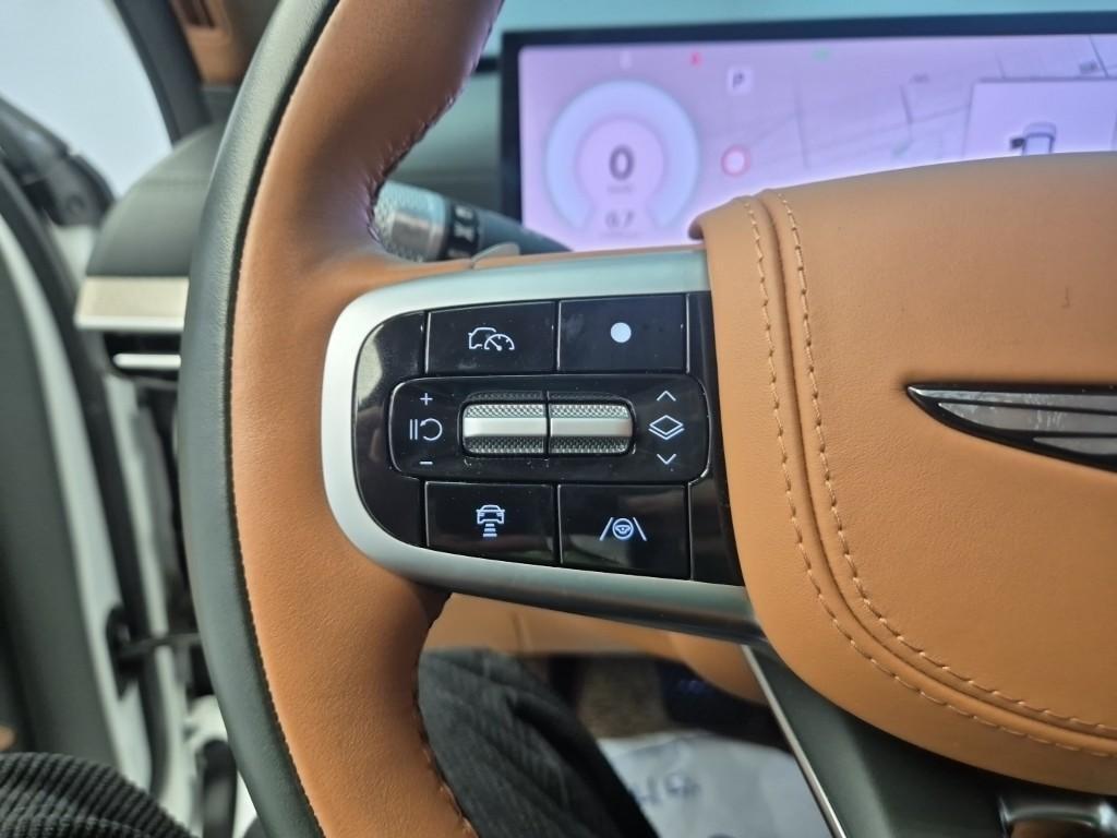 Genesis GV80 - Vista 9