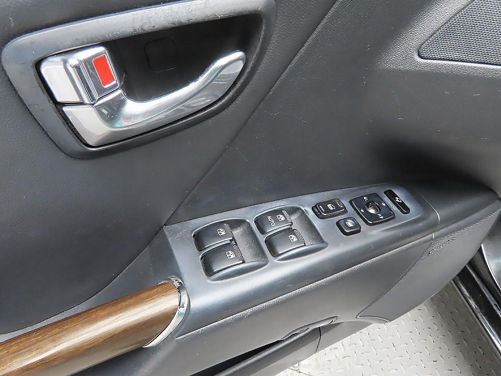 HYUNDAI Grandeur 2009 Negro - Importación desde Corea - HF Imports Iquique - Foto 13